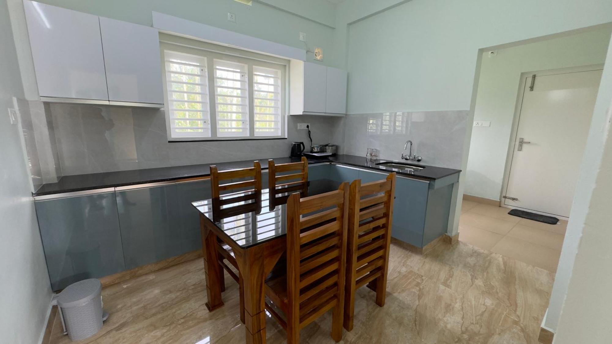 Vaduvanchal The Karlyle Homestay מראה חיצוני תמונה
